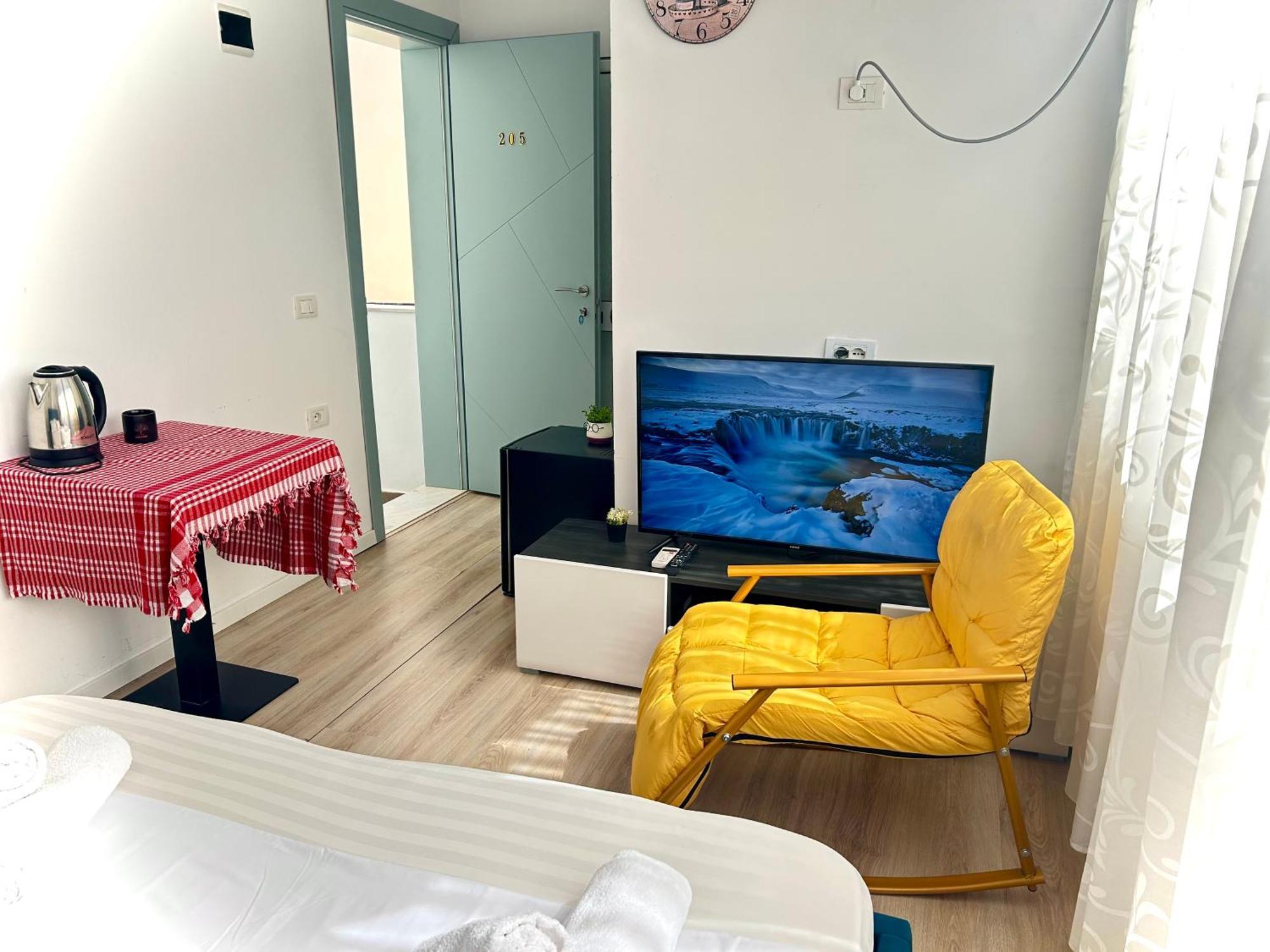 Budget Retreat & Tirana